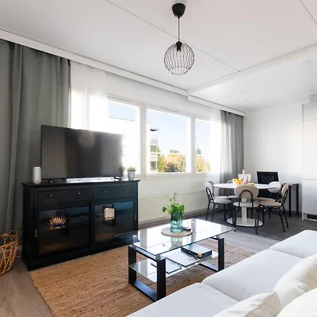 Lutakko - Private Sauna And Balcony Jyväskylä