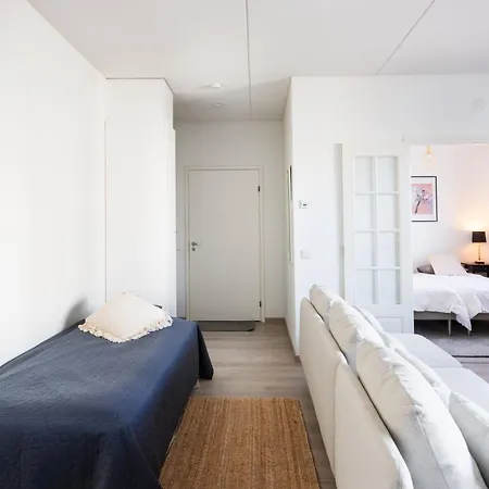 Lutakko - Private Sauna And Balcony * Jyväskylä